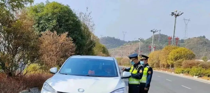 網(wǎng)約車平臺(tái)_網(wǎng)約車軟件開(kāi)發(fā)_網(wǎng)約車經(jīng)營(yíng)許可證
