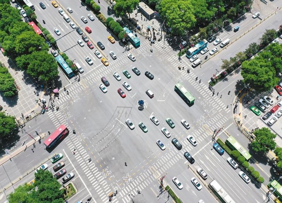 西安：將啟用“網(wǎng)約車識(shí)別碼” 無碼為非法營(yíng)運(yùn)_網(wǎng)約車牌照_網(wǎng)約車牌照申請(qǐng)_網(wǎng)約車平臺(tái)
